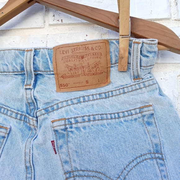 Vintage 550 Levi's Relaxed Highrise Shorts 5 Jr. - Picture 4 of 6